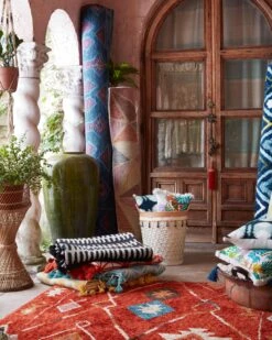 Kahelo Rug By Justina Blakeney® X Loloi -home decoration KAHEKH 02BLGY roomscene 3