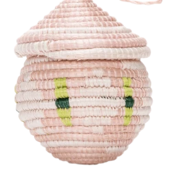 Light Pink Egg Basket Holiday Ornament -home decoration OO.10177detail 2a9755bc de4a 446c 95cc fae1ef11dd33 1800x1800 PhotoRoom