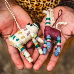 Garnet & Green Giraffe Holiday Ornament 11 Garnet & Green Giraffe Holiday Ornament -home decoration OO.20132 OO.20127Artisan 1800x1800 PhotoRoom