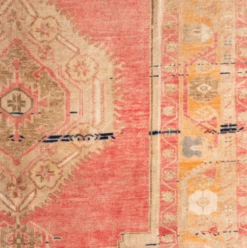 Vintage Ziza Wool Rug 7 Vintage Ziza Wool Rug -home decoration ScreenShot2023 03 31at10.05.56PM