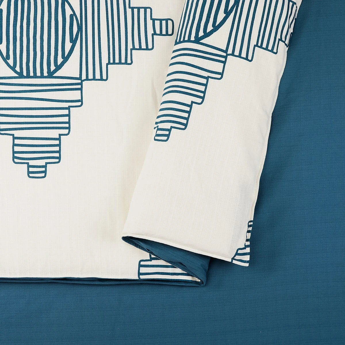 All Dance Duvet Cover Set By Jungalow® 3 All Dance Duvet Cover Set By Jungalow®