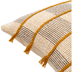 Sadaf Woven Pillow -home decoration drr001 detail corner PhotoRoom c8d8294d ff9e 43bb 916d fce0466a18f5