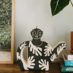 Sybil Leaf She Pot By Justina Blakeney® -home decoration sybilshepot2